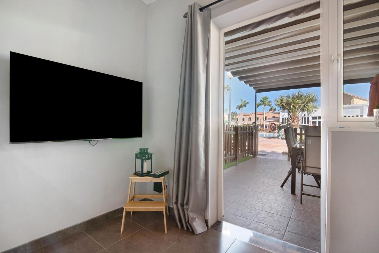 Place Oasis Green Luxury Pool Maspalomas  Exterior photo